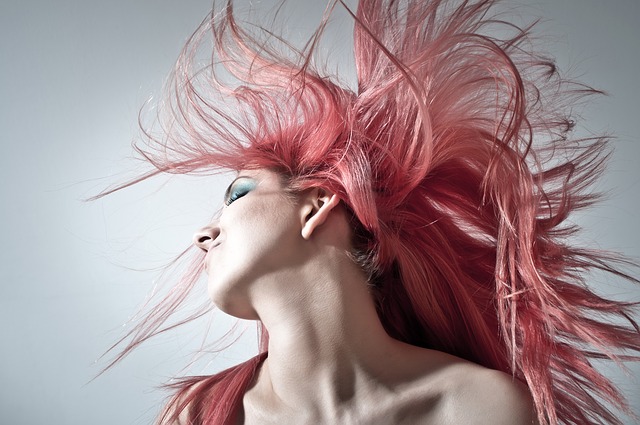 globelife - rose gold hair