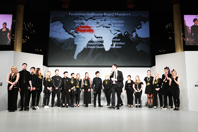 MONDIAL SPOTLIGHT
