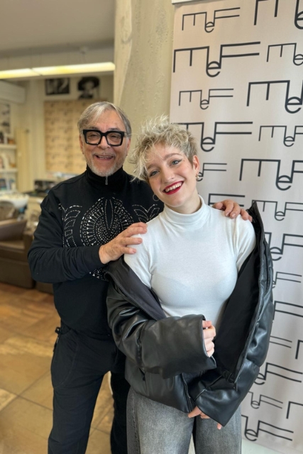 MeF PARRUCCHIERI ❤️, TOP HAIRSTYLISTS 2024 cura il CAMBIO LOOK della cantante MONNAELISA MeF PARRUCCHIERI ❤️, TOP HAIRSTYLISTS 2024 cura il CAMBIO LOOK della cantante MONNAELISA