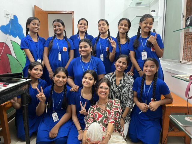 MIRANDA IMAGE CONSULTING (Cesena) ❤️: la Bellezza incontra la Solidarietà durante suoi Corsi di Formazione in INDIA MIRANDA IMAGE CONSULTING (Cesena) ❤️: la Bellezza incontra la Solidarietà durante suoi Corsi di Formazione in INDIA